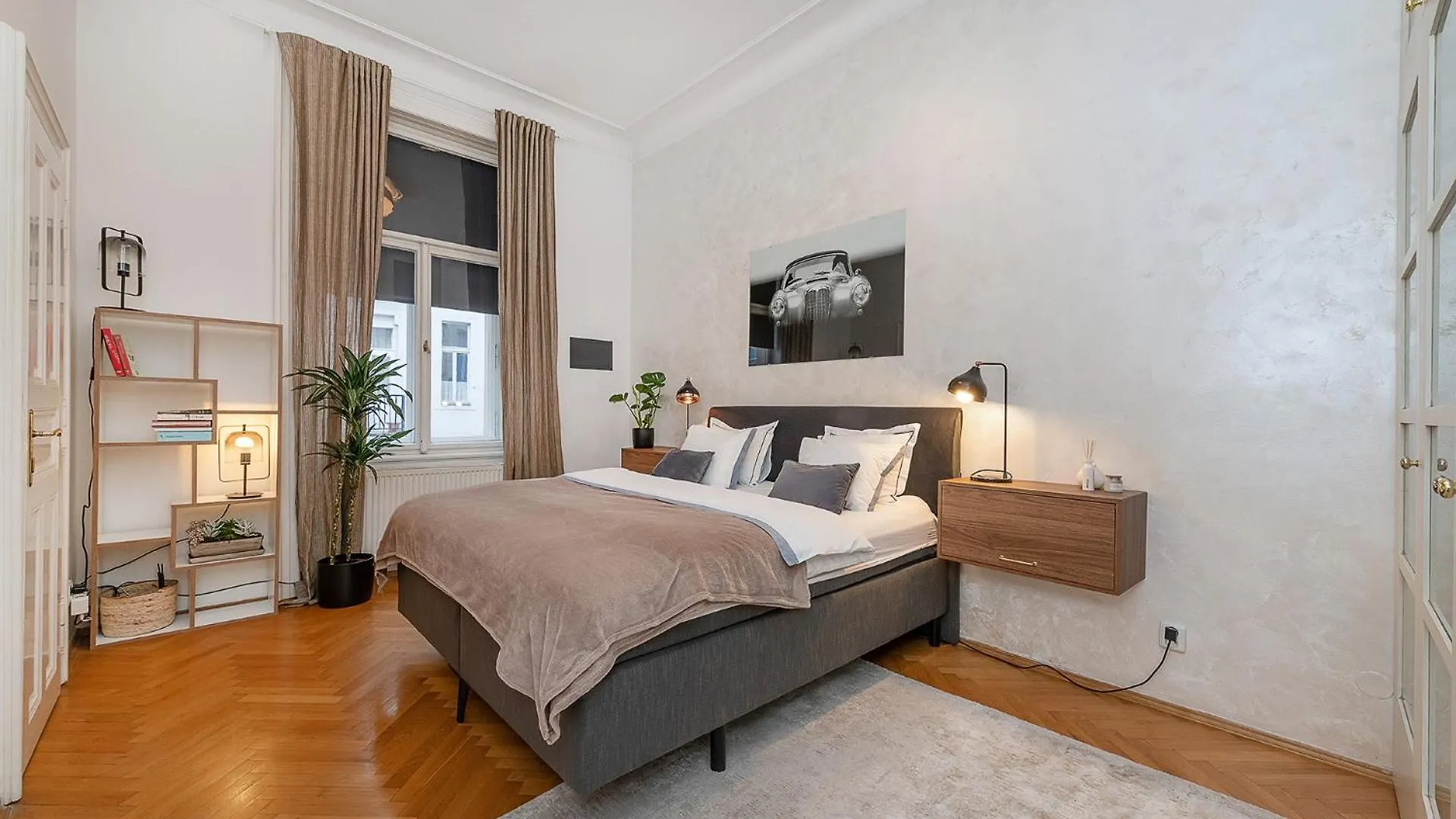 Spacious Two-Bedroom Apartment In Old Town Prague