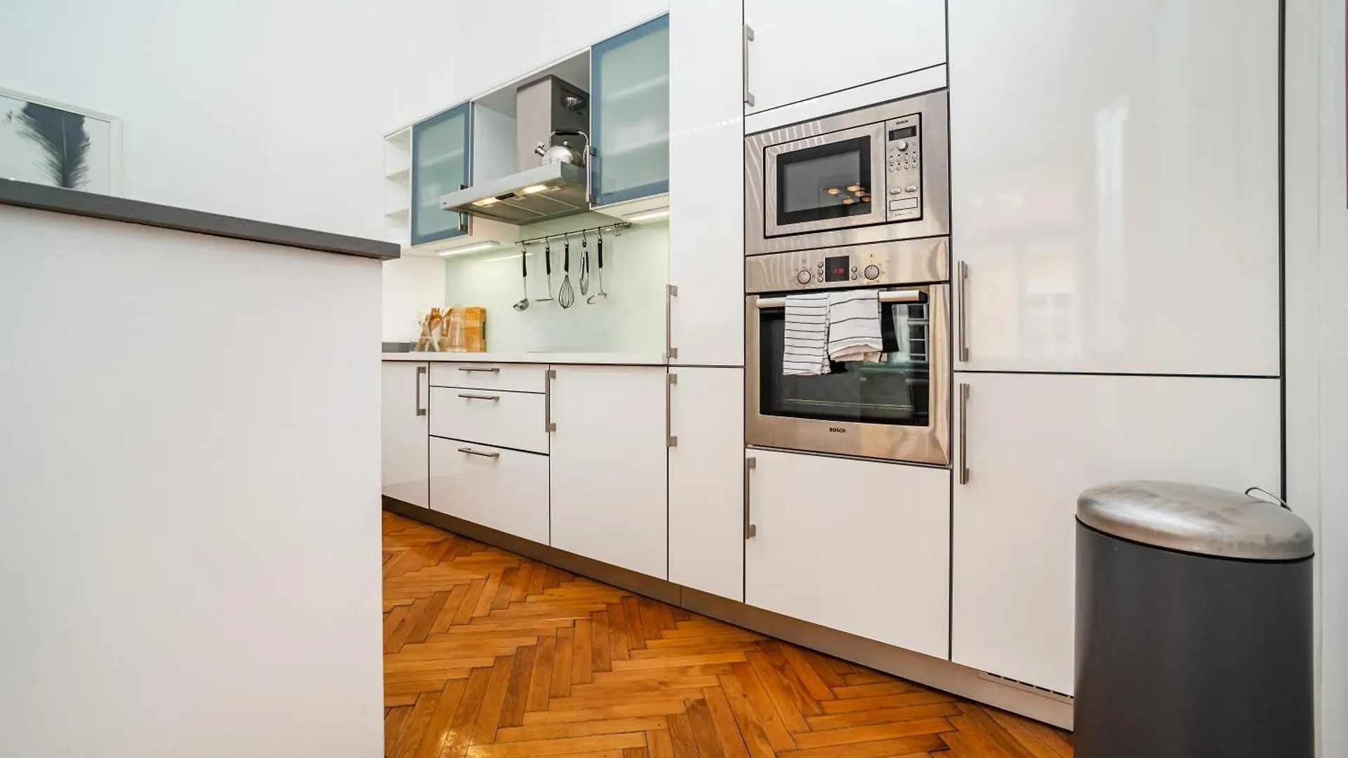 Spacious Two-Bedroom Apartment In Old Town Prague