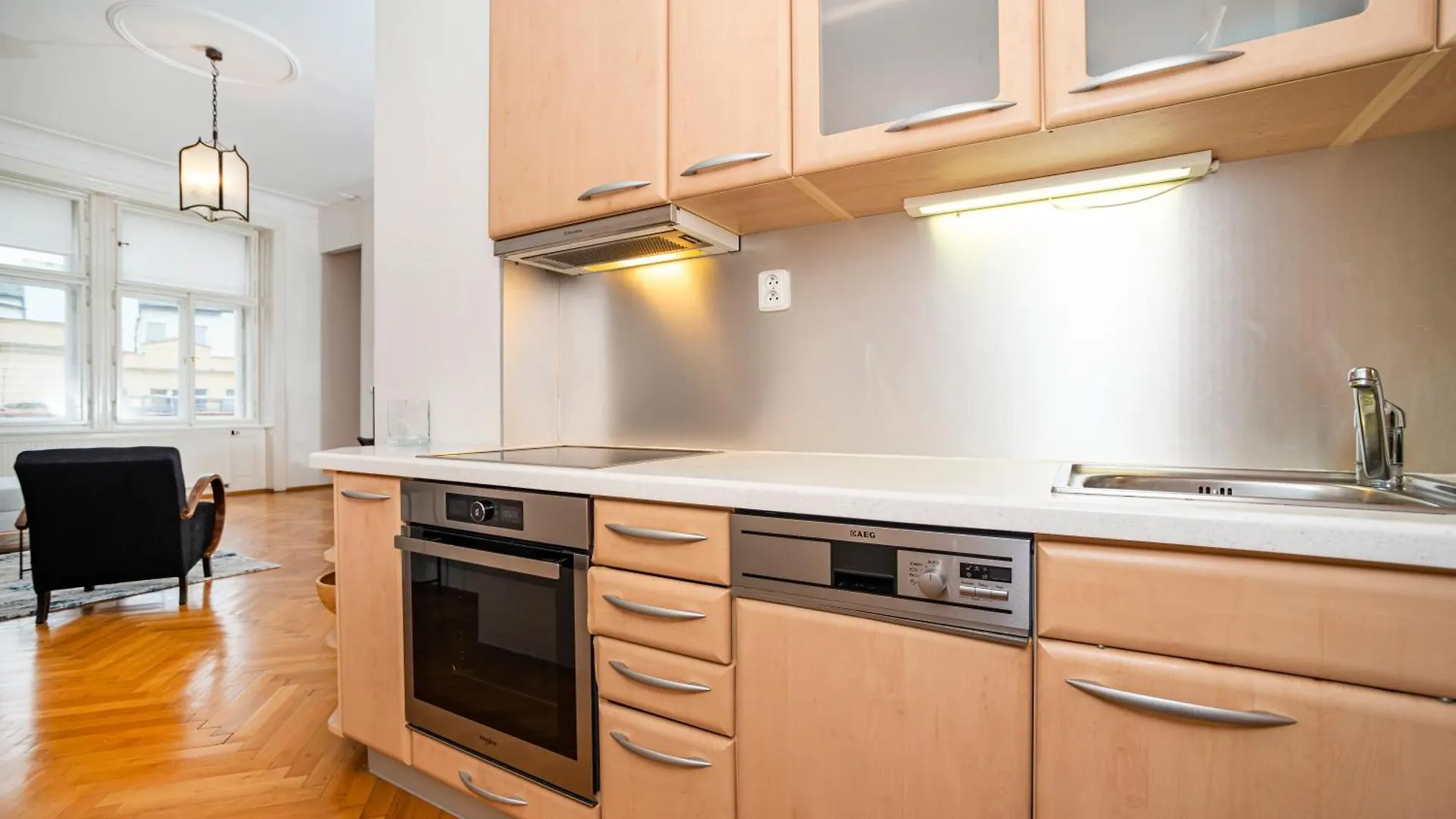 Spacious Two-Bedroom Apartment In Old Town Prague