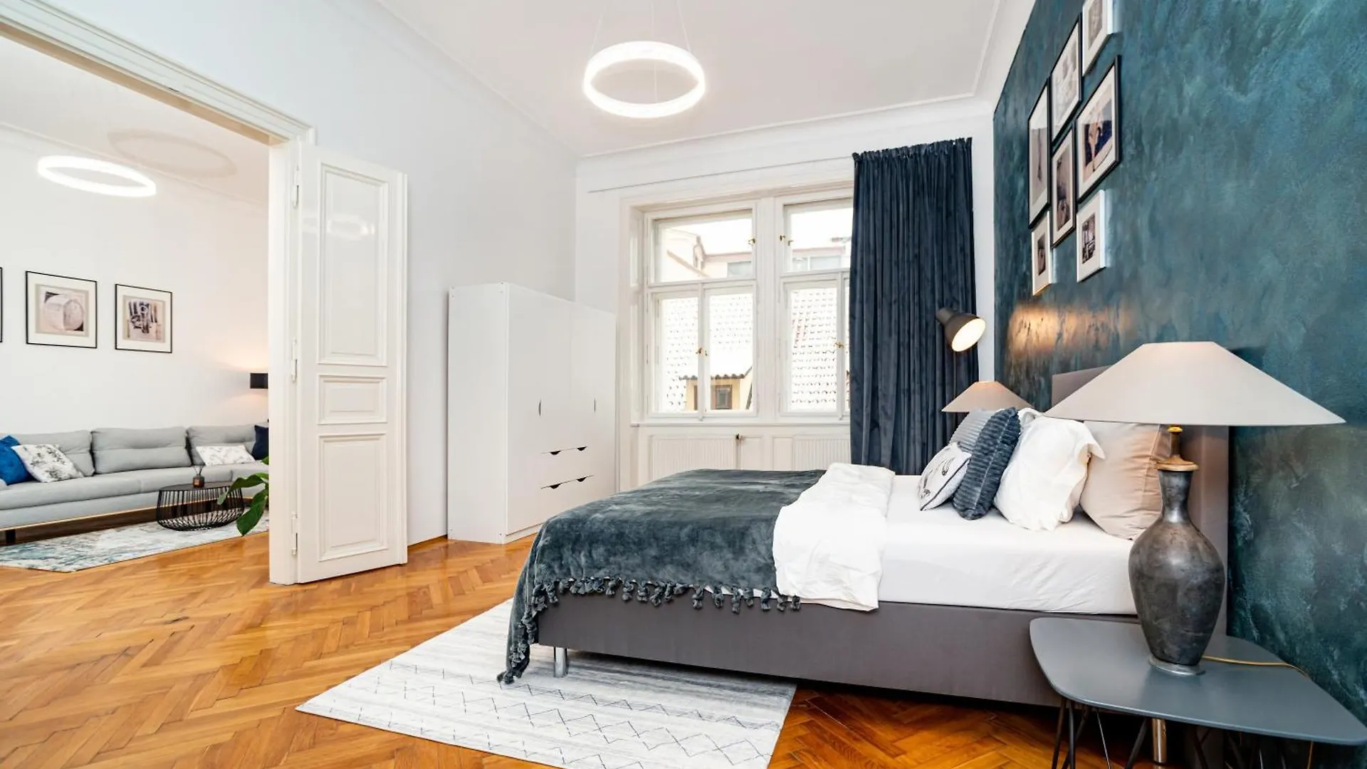 Spacious Two-Bedroom Apartment In Old Town Prague
